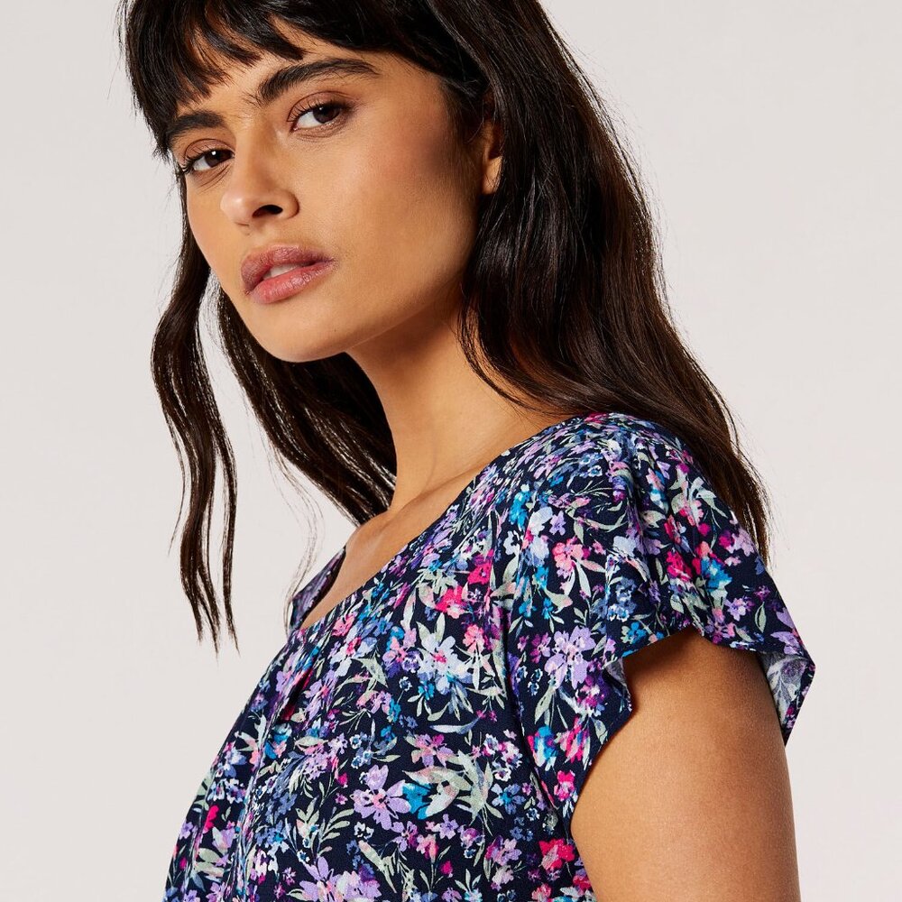 Floral flutter sleeve tank - Picture 5 of 7
